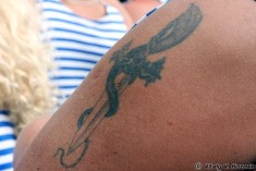Армейская татуировка с изображением клинка